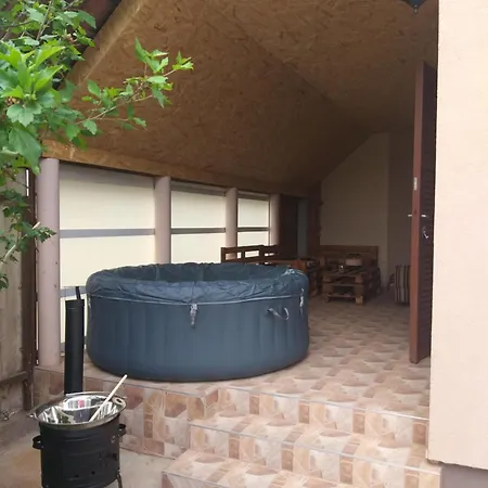 Tomi Vendégház Guest house Koczantanya